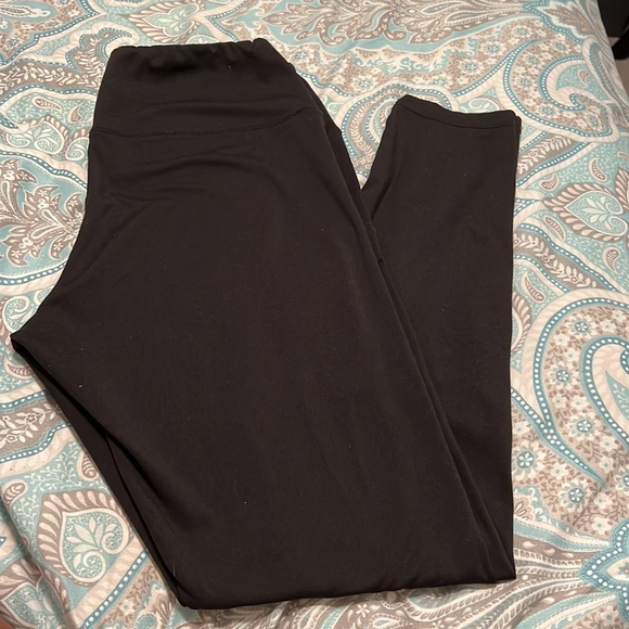 Velvety Soft High-Waisted Legging Black tights - Picture 11 of 11